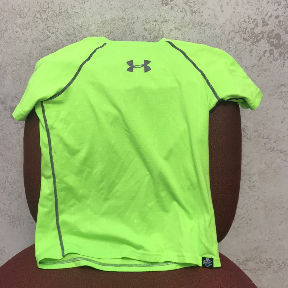 Green under armor shirt